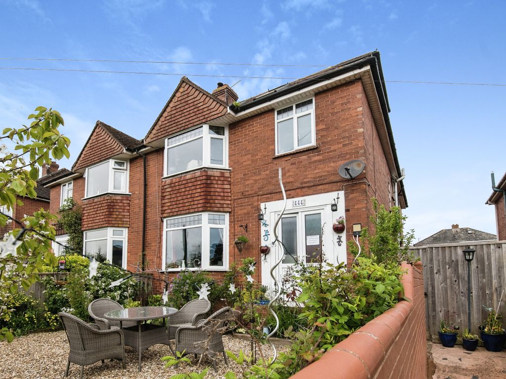 5 bed semidetached house for sale in Pinhoe Road, Exeter, Devon EX4