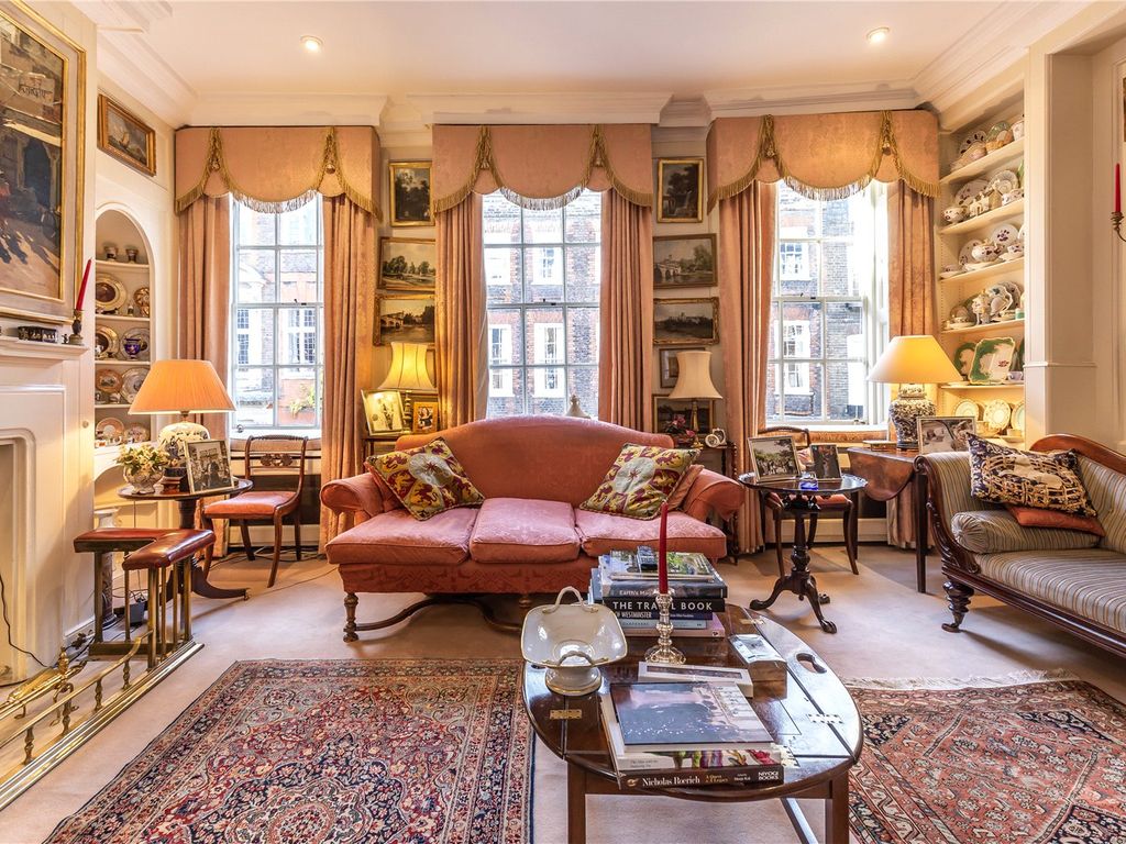 6 bed detached house for sale in Barton Street, London SW1P, £5,000,000