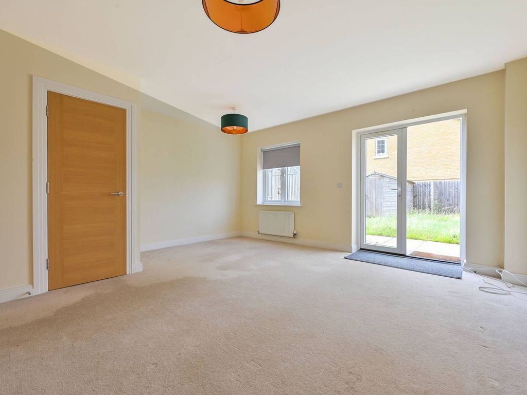 4 bed detached house to rent in Brookwood Farm Drive, Woking GU21, £