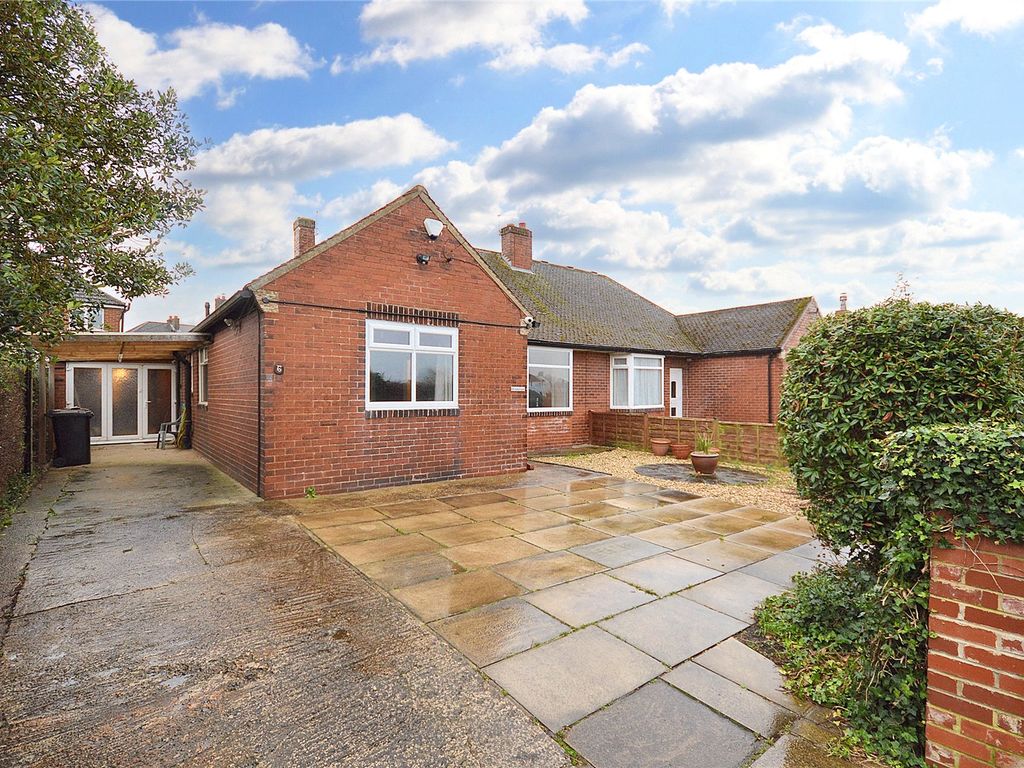 3 bed bungalow for sale in Pinfold Lane, Garforth, Leeds, West