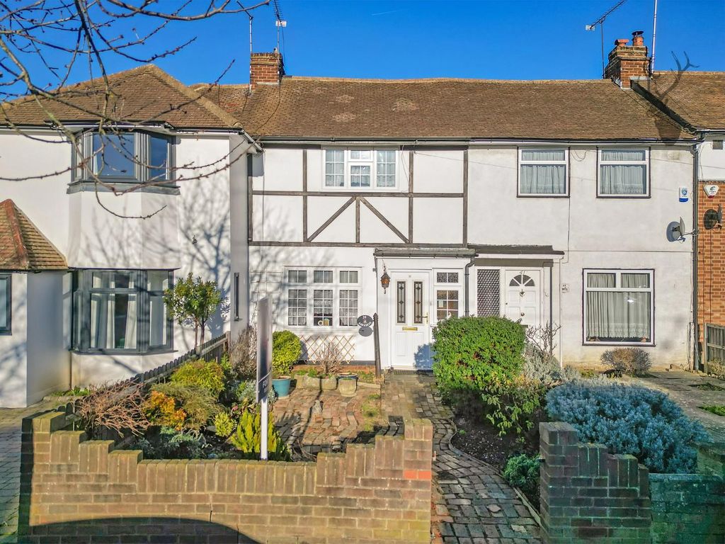 2 bed terraced house for sale in Hawkdene, Chingford, London, London E4