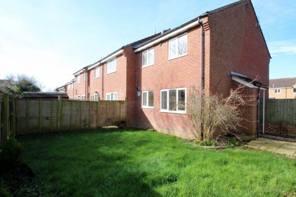1 bed end terrace house to rent in Honeybourne Drive, Cheltenham GL51