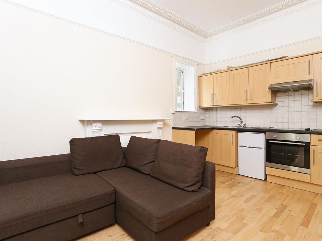 Studio to rent in King Charles Road, Surbiton KT5 Zoopla