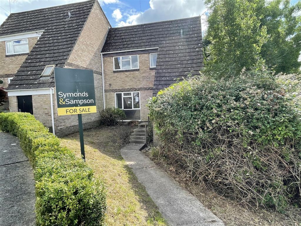 3 bed semidetached house for sale in Higher Mead, Ilminster TA19, £