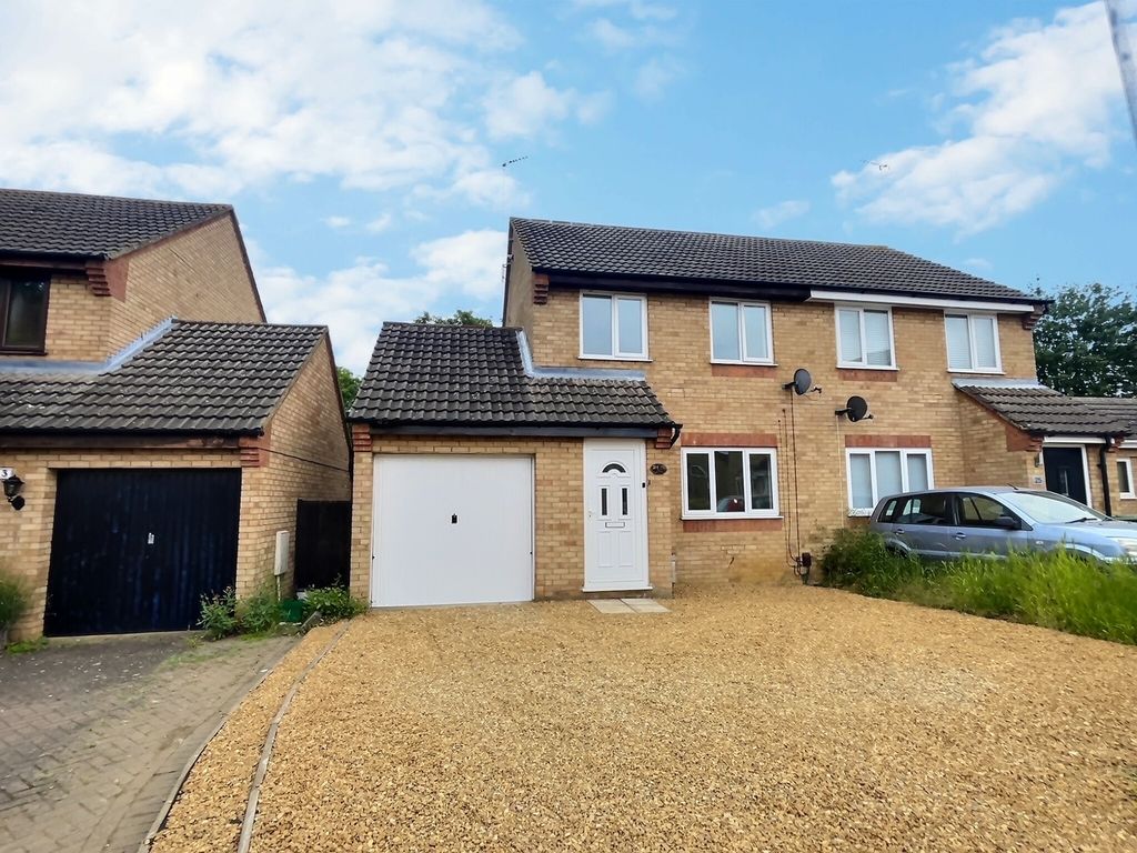 3 bed semidetached house for sale in Fletton Fields, Peterborough PE2