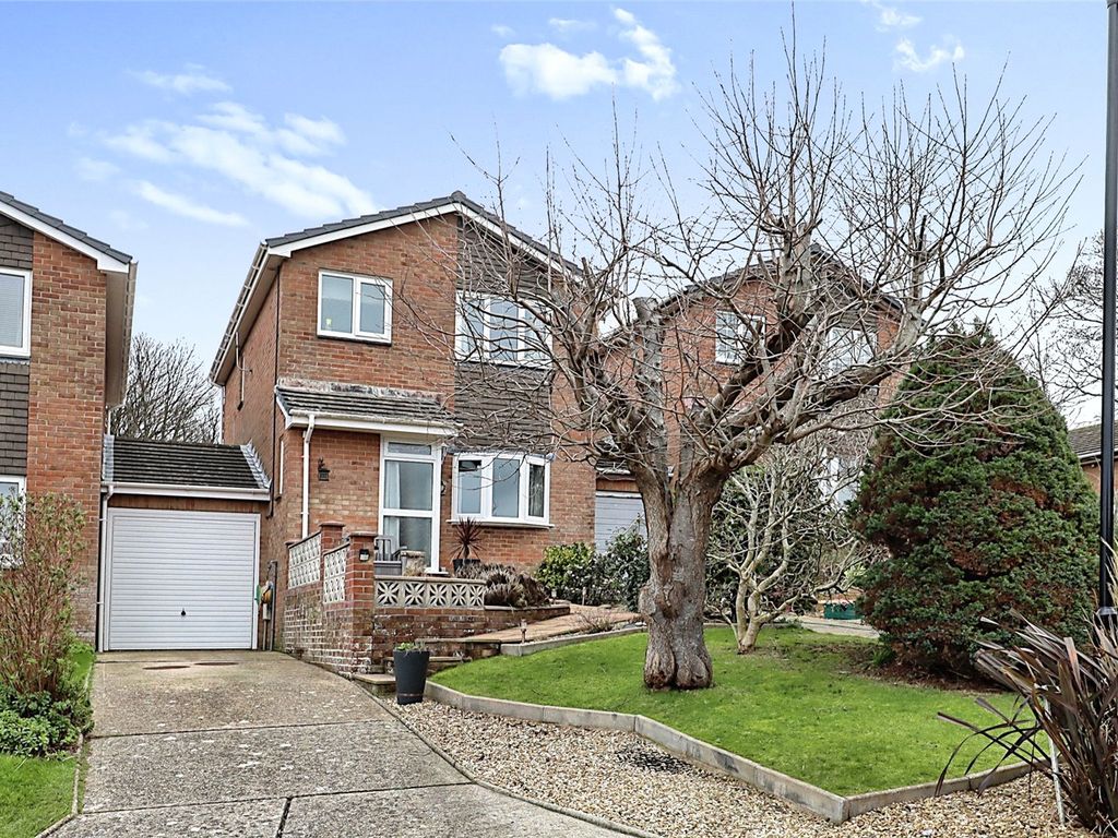 3 bed linkdetached house for sale in Silver Trees, Shanklin, Isle Of