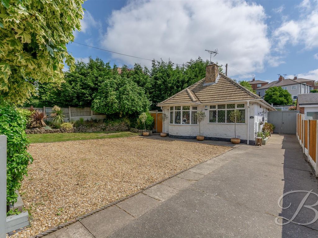 3 bed bungalow for sale in Leeming Lane North, Mansfield Woodhouse