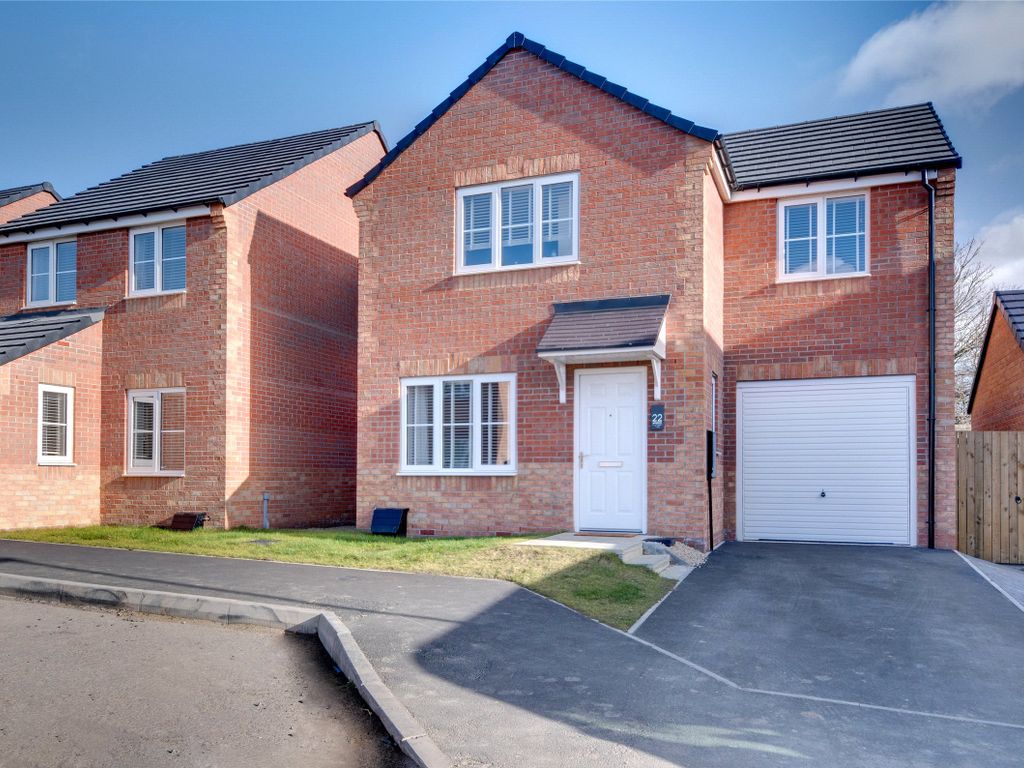 3 bed detached house for sale in Cuthberts Park, Birtley DH3, £210,000