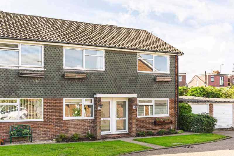 2 bed for sale in Cheviot Close, Enfield EN1, £369,000 Zoopla