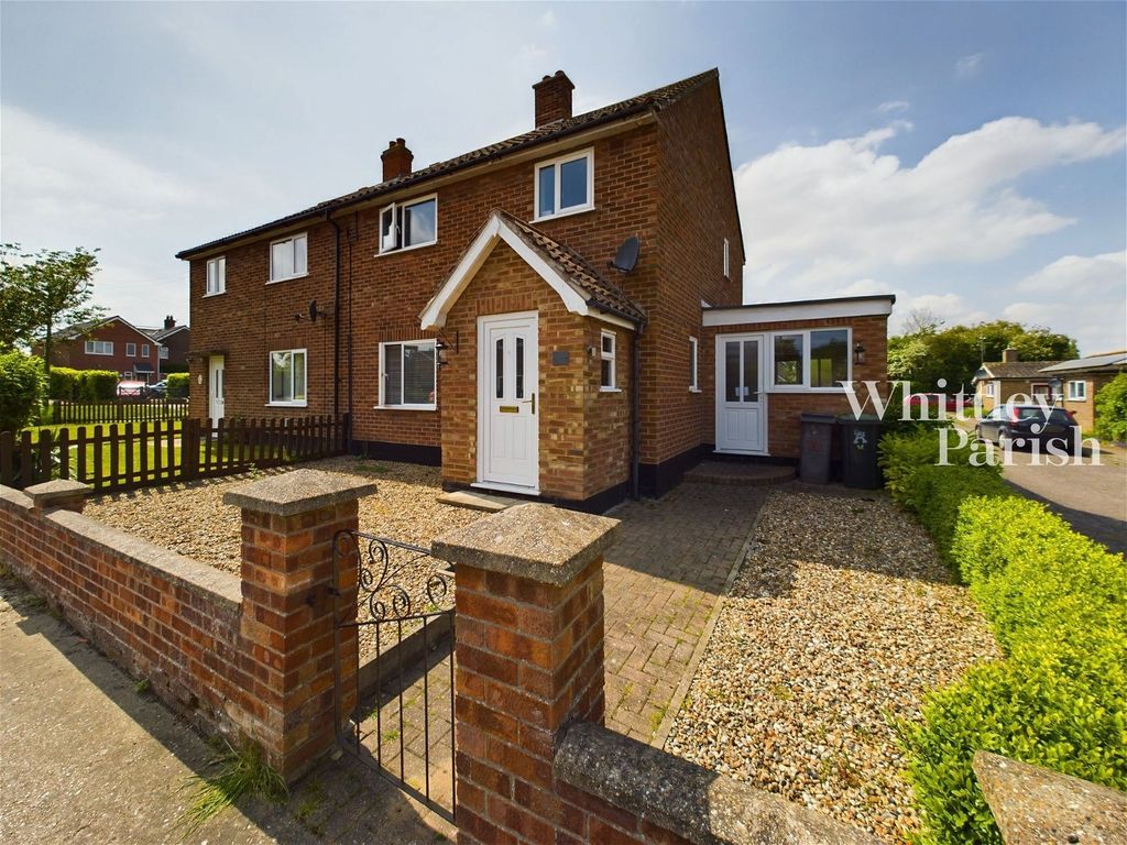 3 bed semidetached house for sale in Heckfield Green, Hoxne, Eye IP21