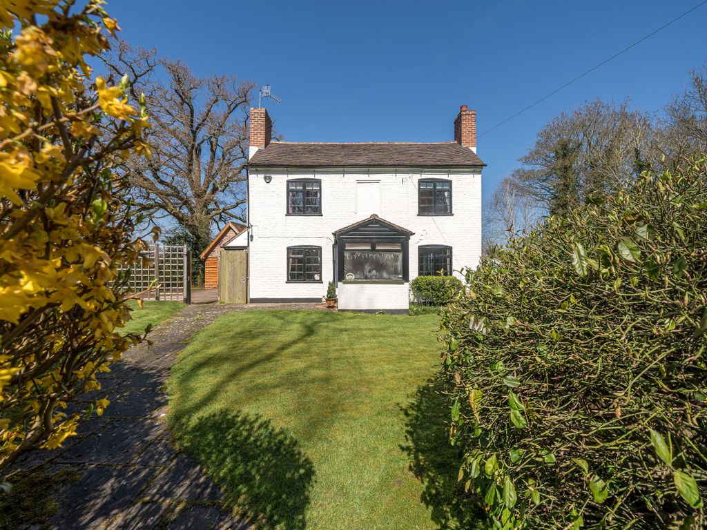 4 bed detached house for sale in Orford Lodge, Ombersley, Droitwich Spa