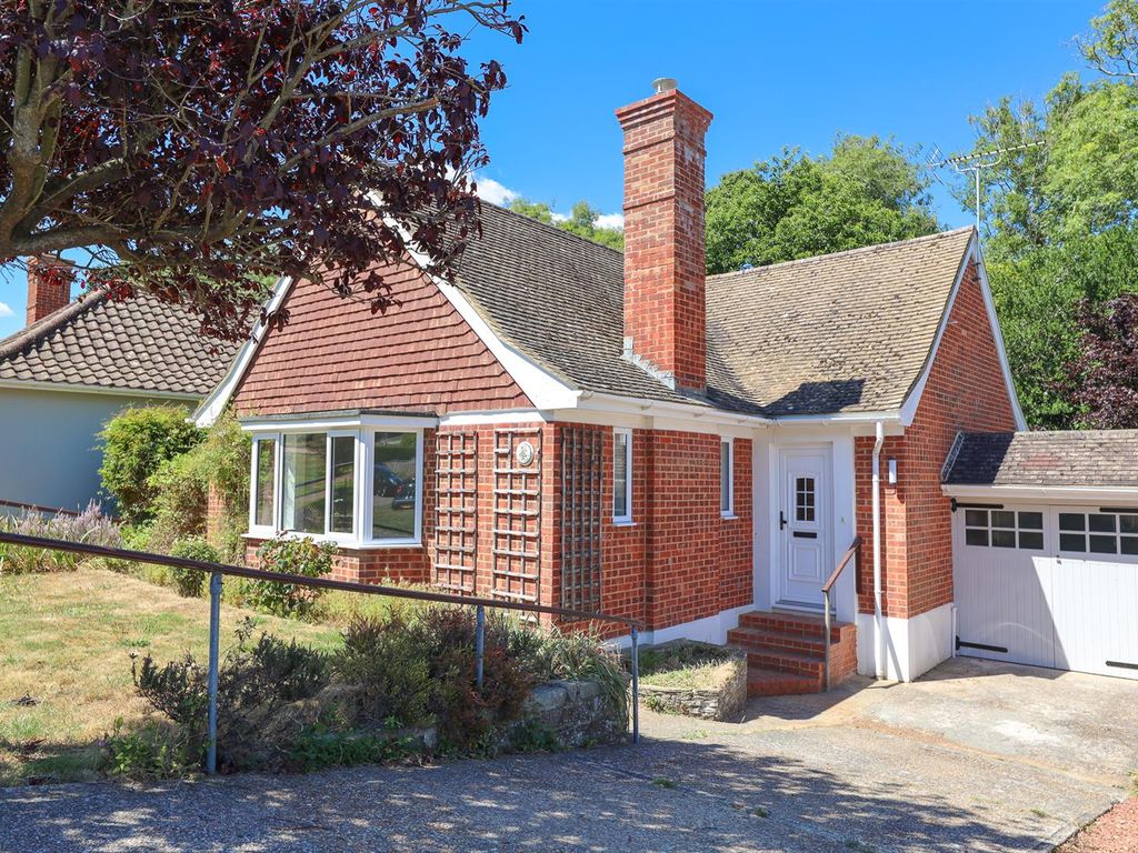 2 bed detached bungalow for sale in Knowle Road, Fairlight, Hastings
