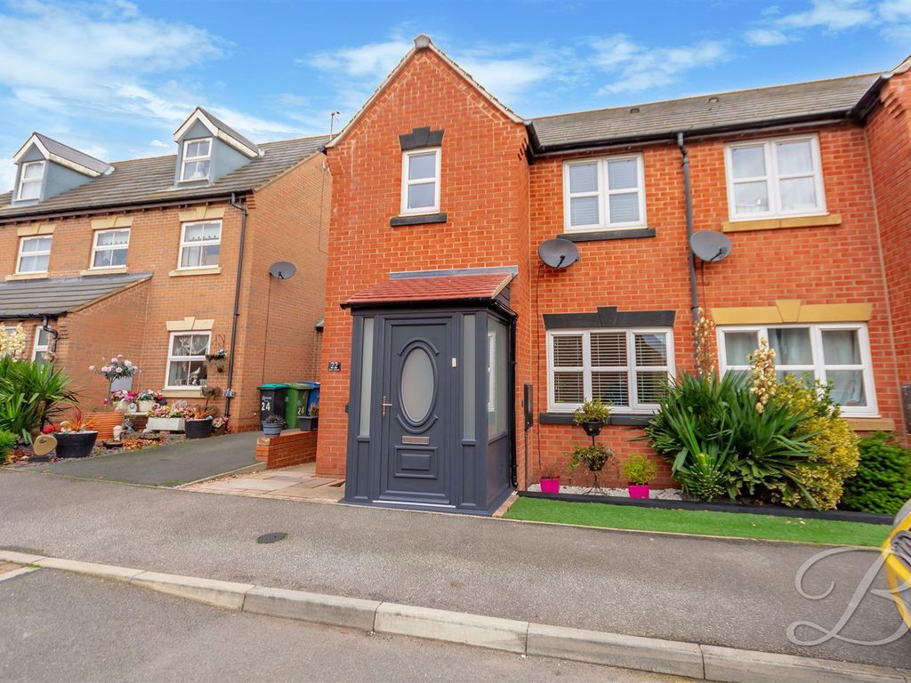 3 bed semidetached house for sale in East Street, Warsop Vale