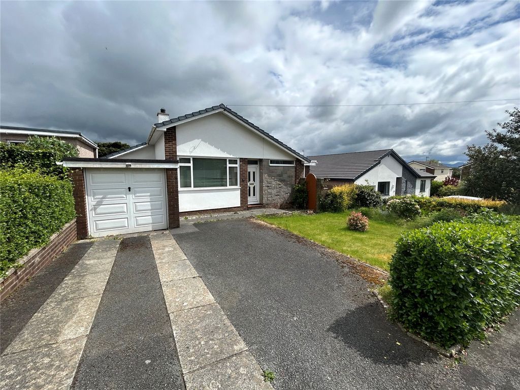 3 bed bungalow for sale in Lon Isaf, Menai Bridge, Anglesey, Sir Ynys