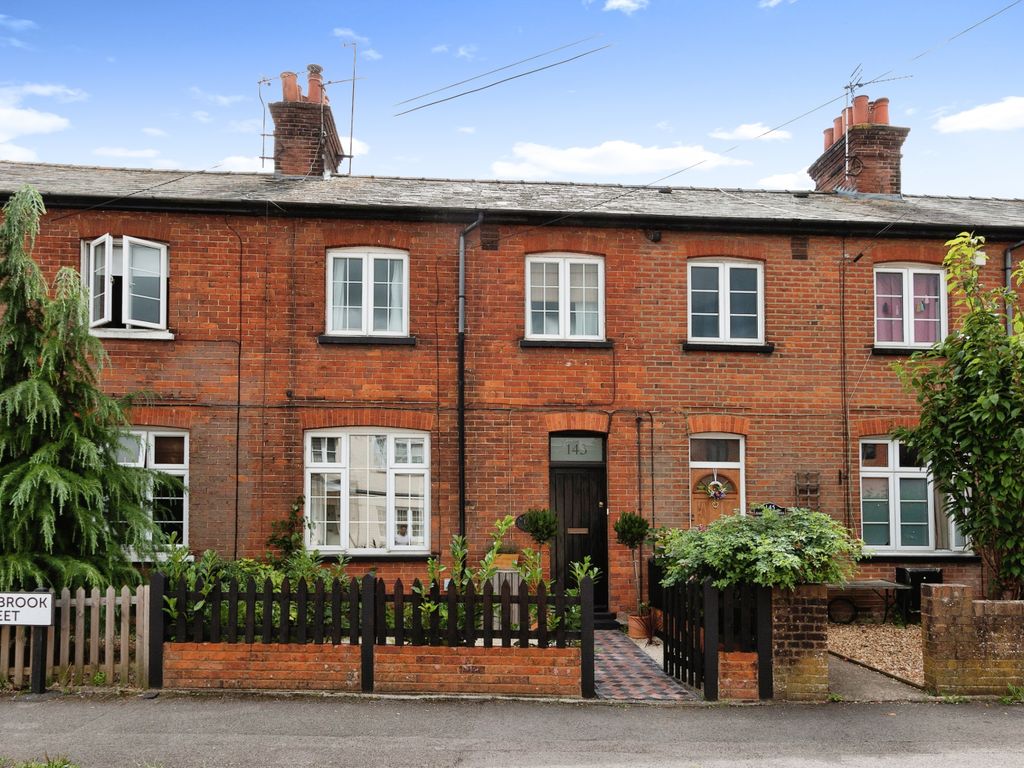 3 bed terraced house for sale in Lower Brook Street, Basingstoke