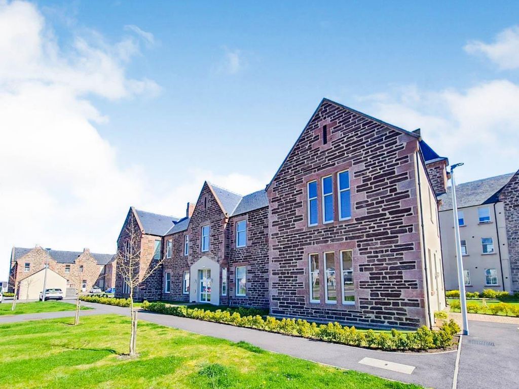 3 bed town house for sale in Great Glen Place, Inverness IV3 Zoopla