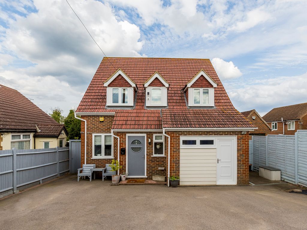 5 bed detached house for sale in Thornhill Road, Warden, Sheerness ME12