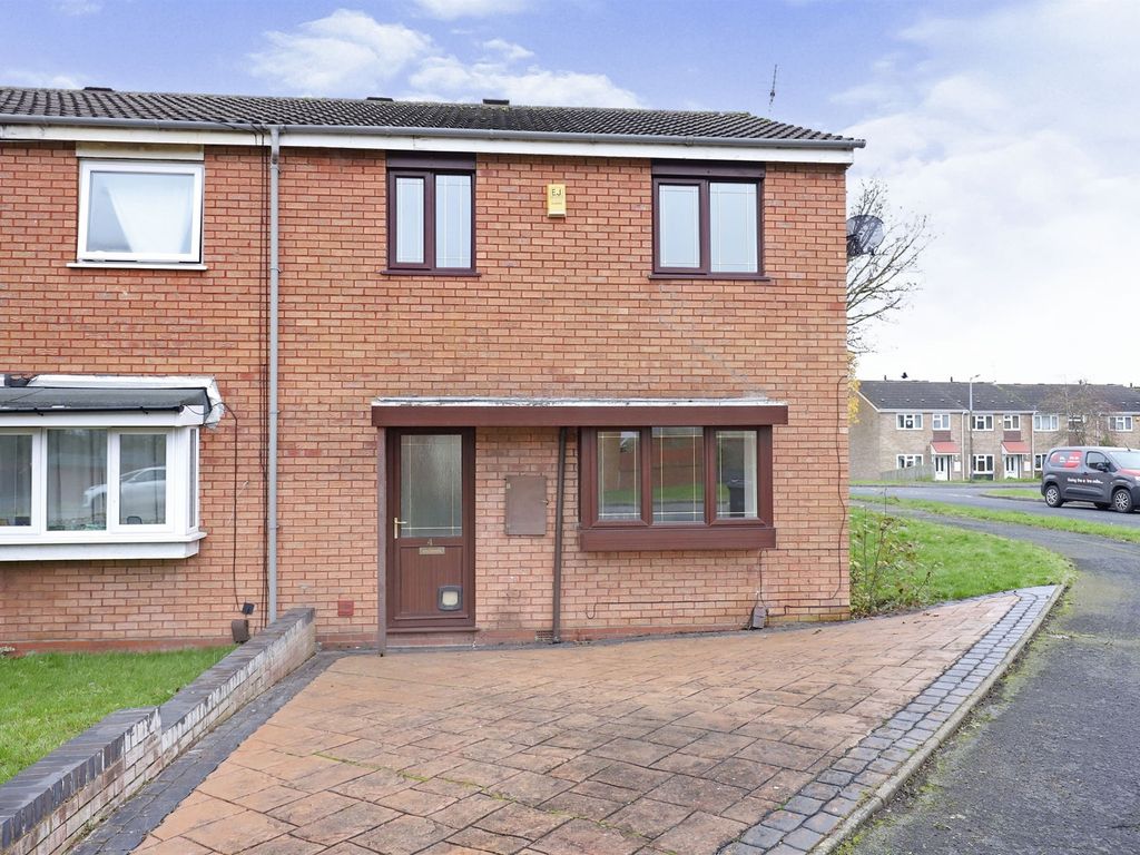 3 bed semidetached house for sale in Smallwood Road, Pendeford