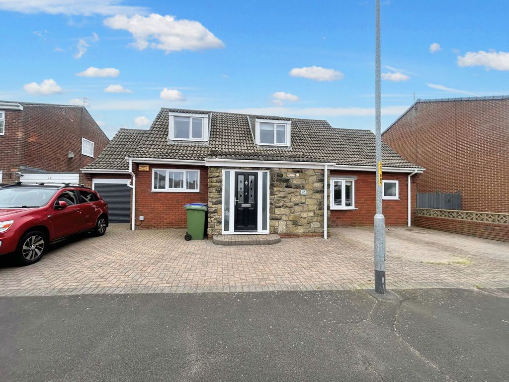 4 bed detached house for sale in Wolmer Road, Blyth NE24, £300,000 Zoopla
