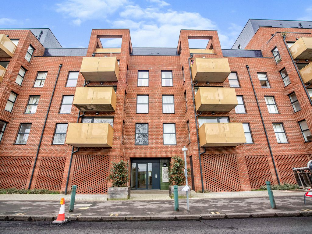 1 bed flat for sale in Erith High Street, Erith DA8 Zoopla