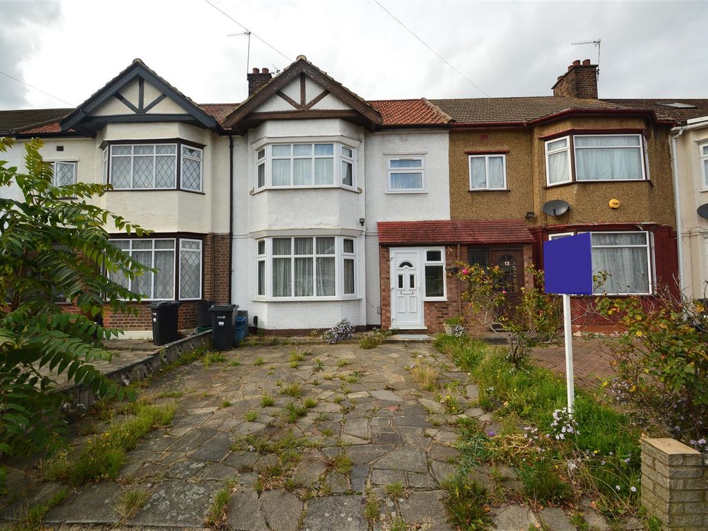 3 bed property for sale in Ashurst Drive, Ilford IG2 Zoopla