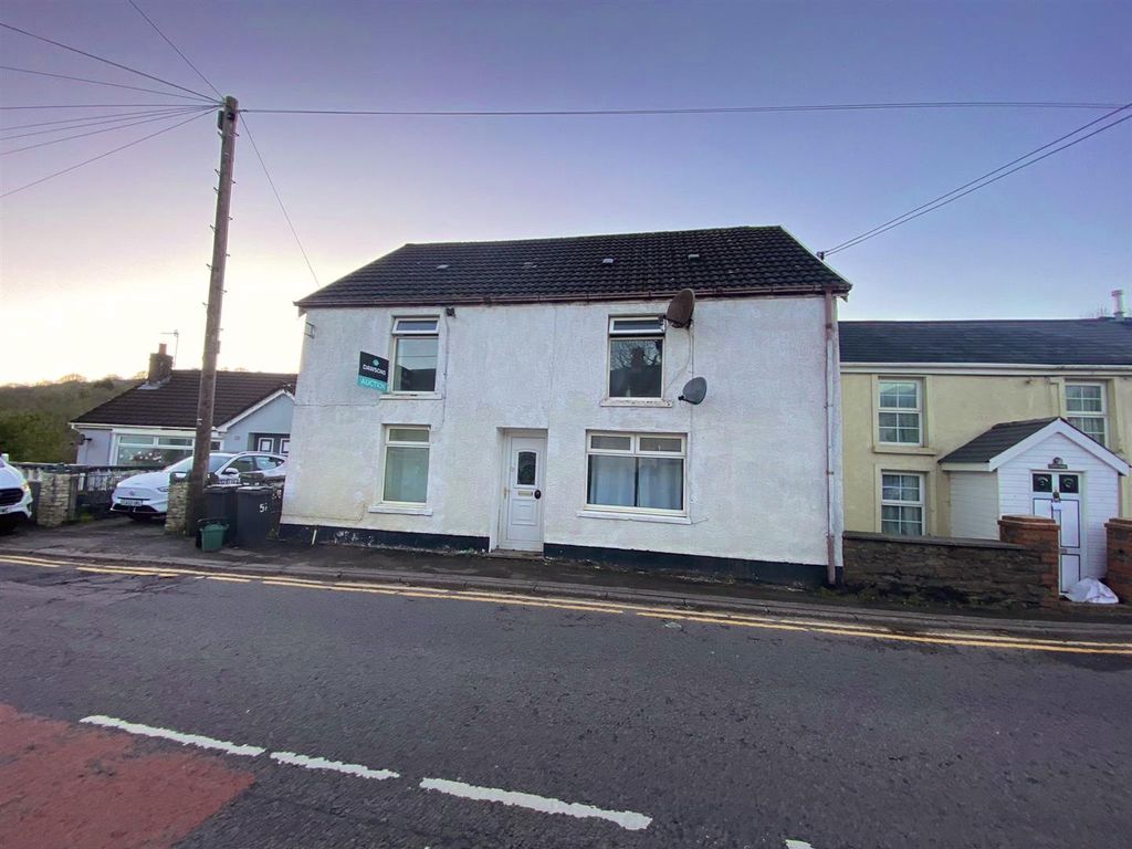 3 bed end terrace house for sale in Commercial Road, Pontardawe