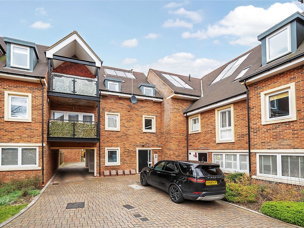 1 bed property for sale in Ash Tree Close, Orpington BR6, £330,000 Zoopla