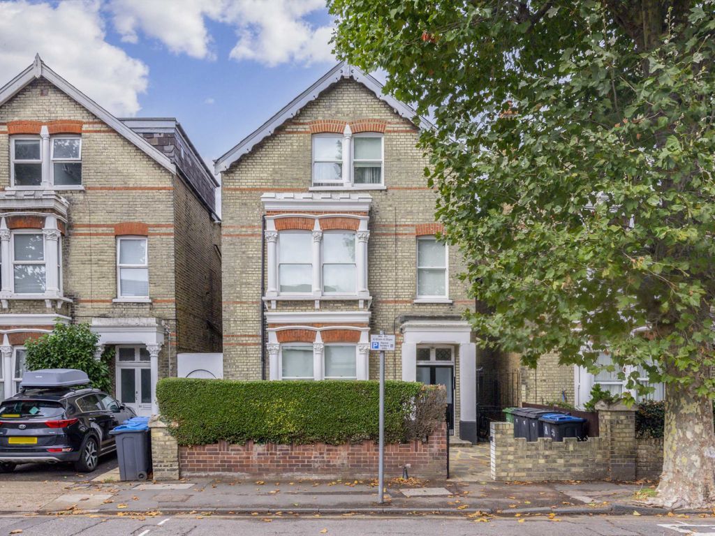 1 bed flat to rent in Beaufort Road, Kingston Upon Thames KT1, £1,395