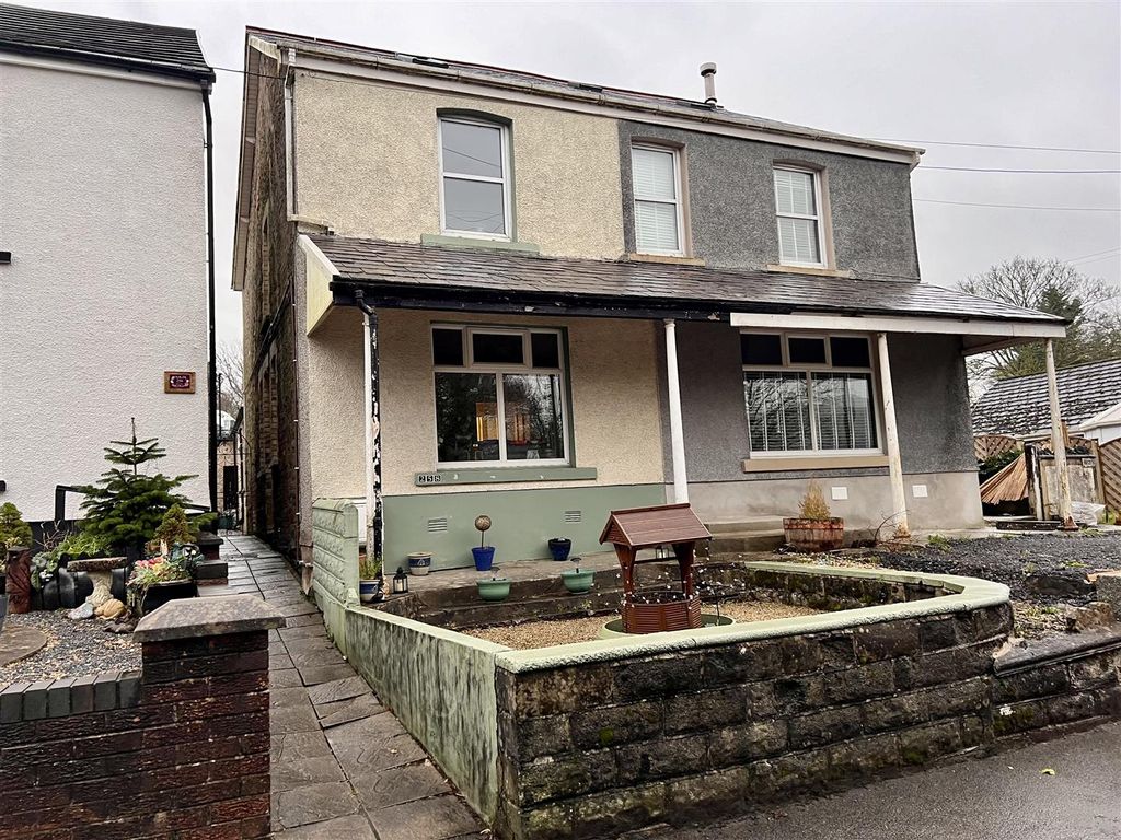 3 bed semidetached house for sale in Heol Y Gors, Cwmgors, Ammanford