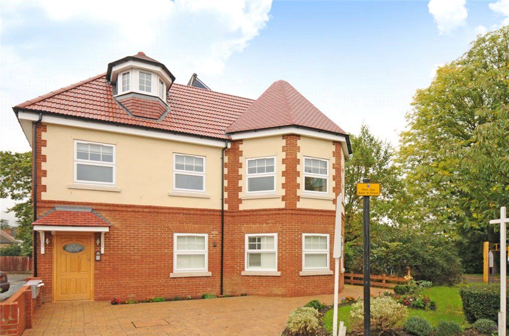 3 bed flat for sale in Flat 5, Wilby House, 2 Avenue Road HA5, £625,000 Zoopla