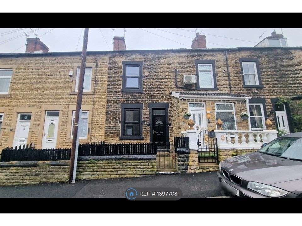 3 bed terraced house to rent in Sunderland Terrace, Barnsley S70, £750