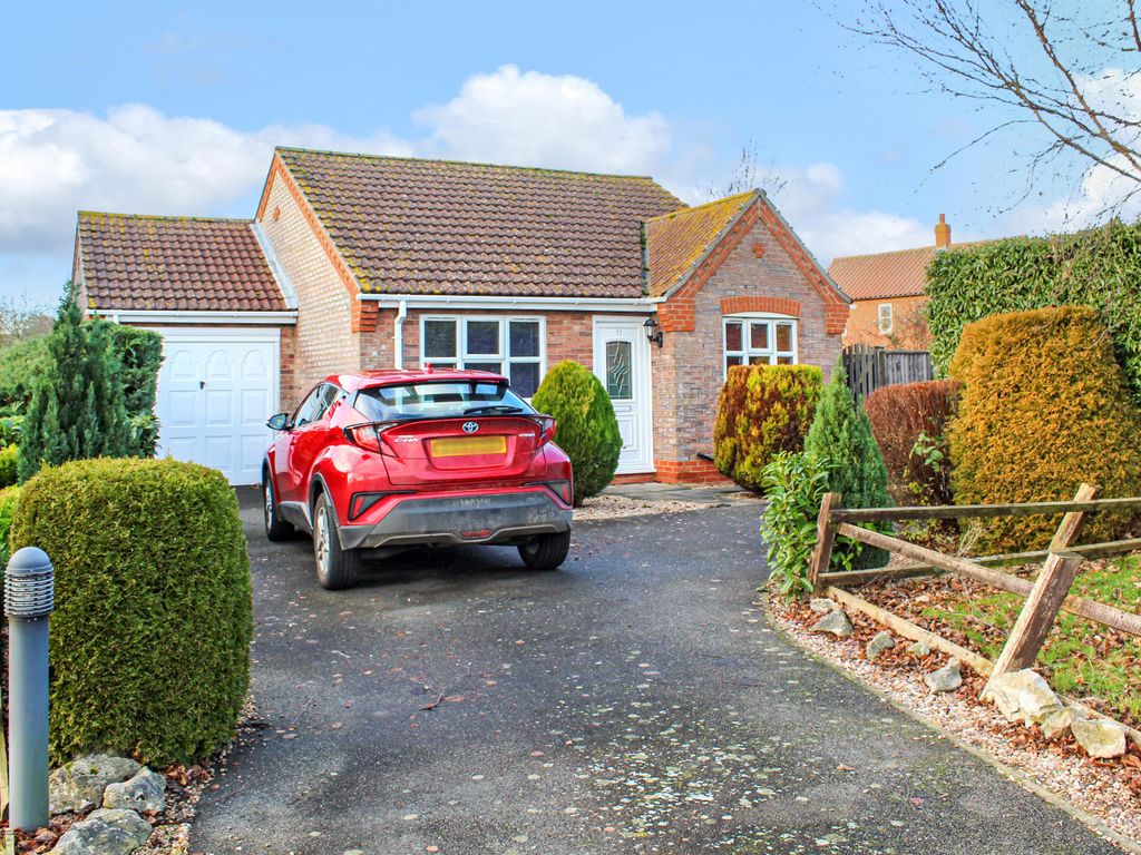 2 bed detached bungalow for sale in Mill Close, Wainfleet, Skegness