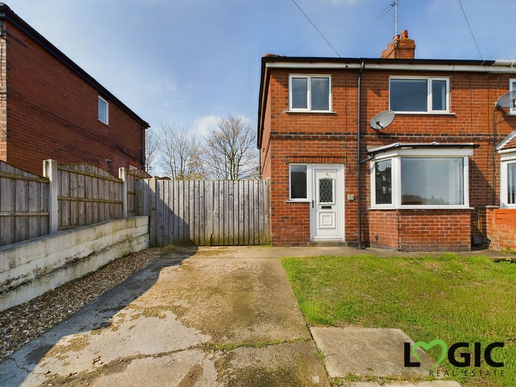 3 bed semidetached house for sale in Grove Lea Crescent, Pontefract