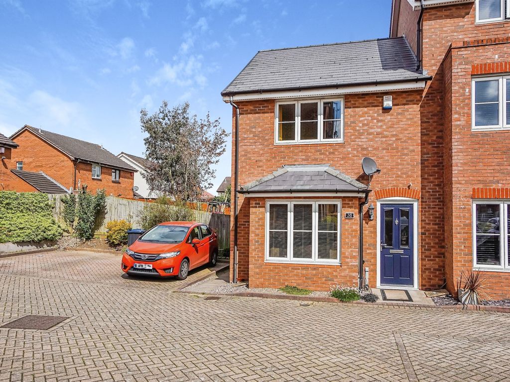 2 bed end terrace house for sale in Canal Court, Birmingham B27, £