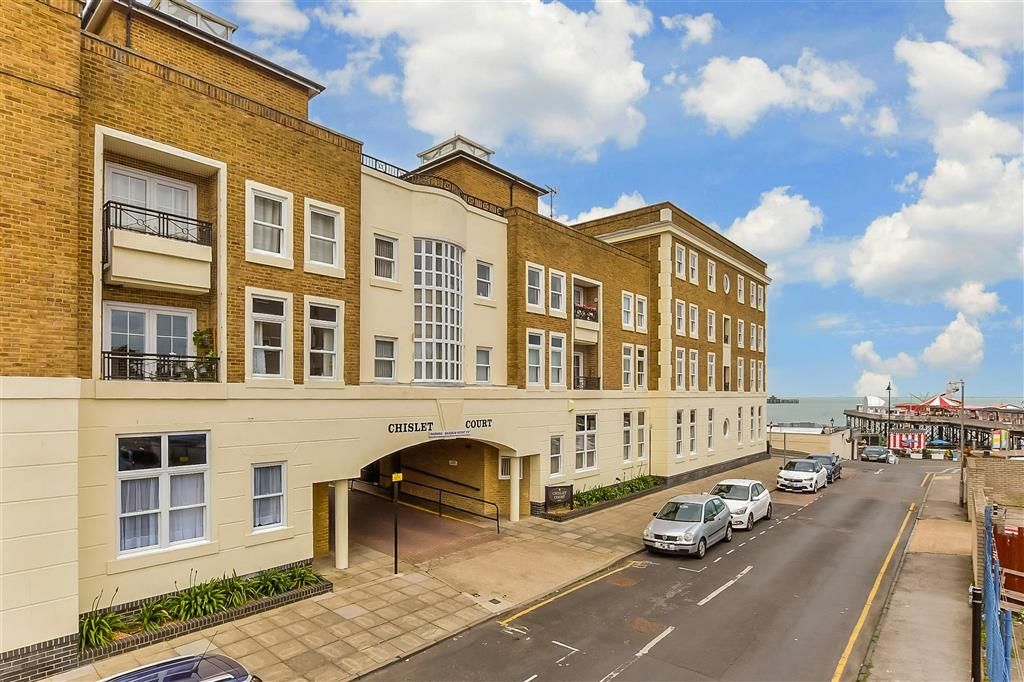 1 bed flat for sale in Pier Avenue, Herne Bay, Kent CT6, £112,500 Zoopla