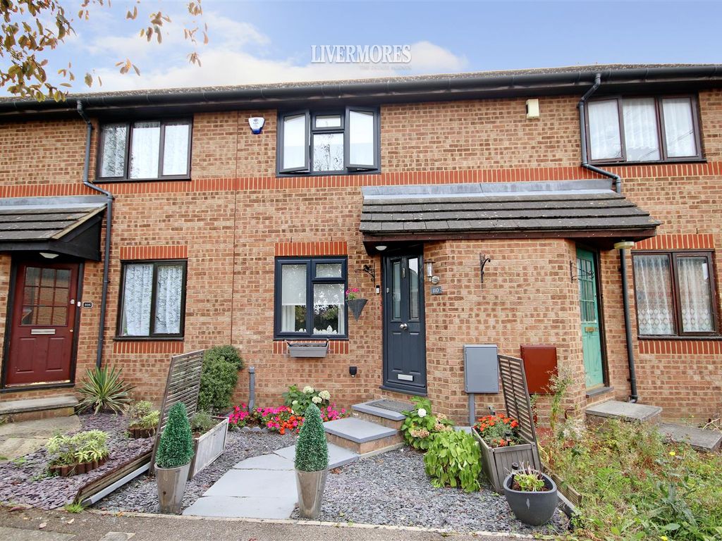 2 bed terraced house for sale in Hayes Road, Greenhithe DA9, £340,000