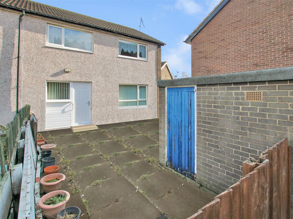 3 bed town house for sale in Clyde Gardens, Leeds LS12 Zoopla
