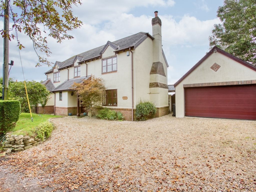 5 bed detached house for sale in Teakettle House Drum Lane, Wonston