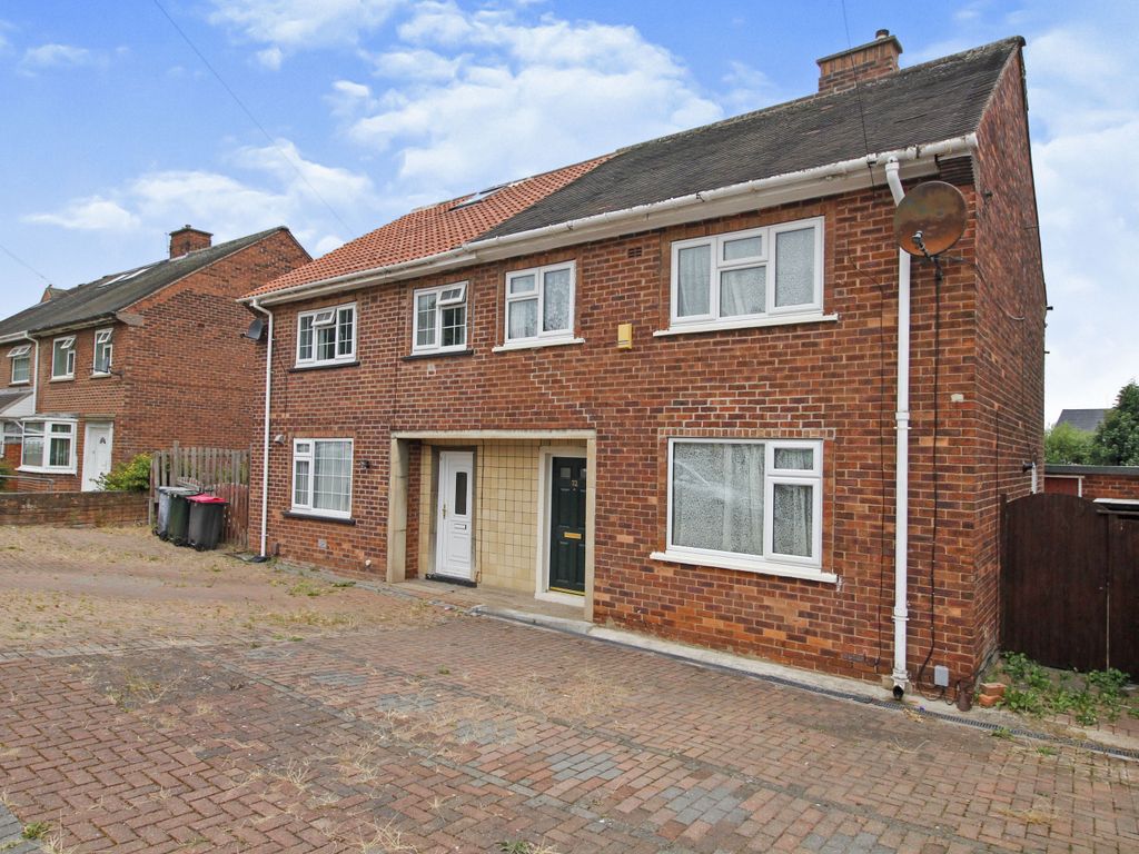 2 bed semidetached house to rent in Treherne Road, Rotherham, South