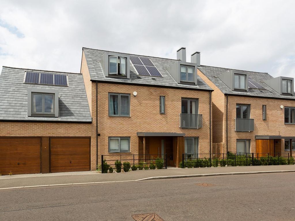 One Tree Road, Trumpington, Cambridge CB2  