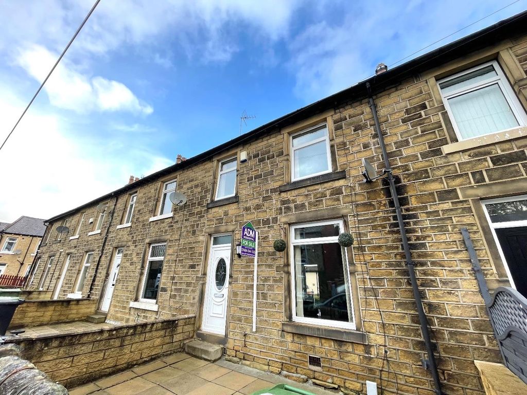 3 bed terraced house for sale in Rudding Street, Crosland Moor
