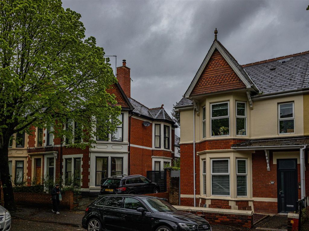 Studio to rent in Albany Road, Roath, Cardiff CF24 Zoopla