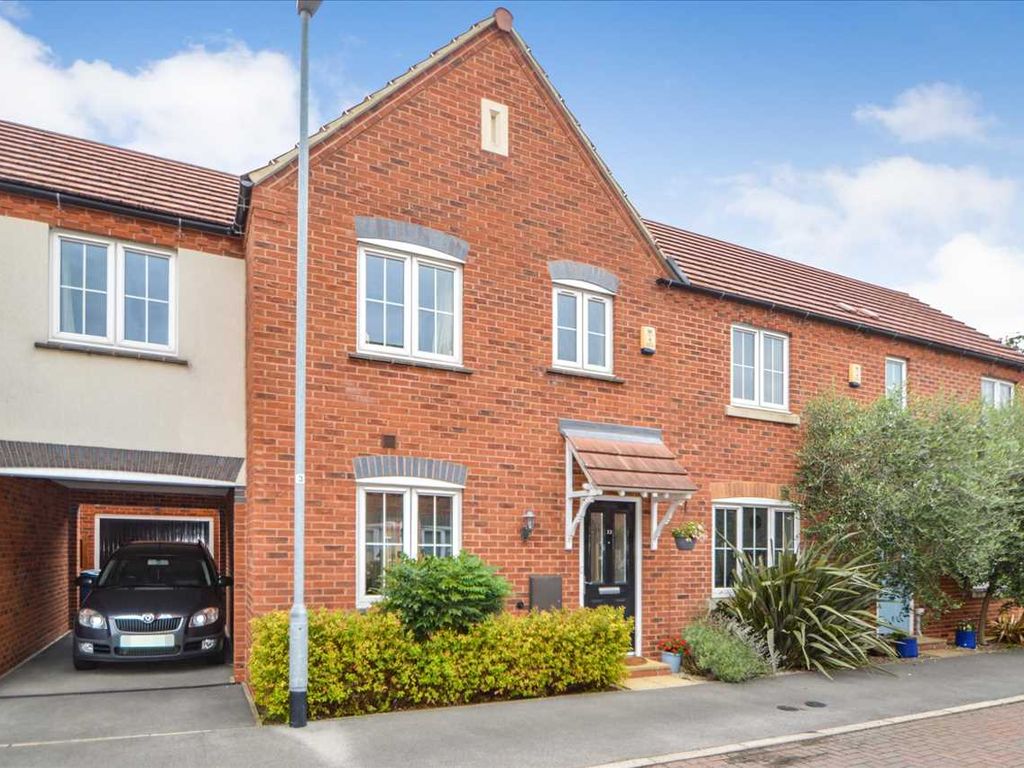 4 bed town house for sale in Woodhouse Gardens, Ruddington, Nottingham