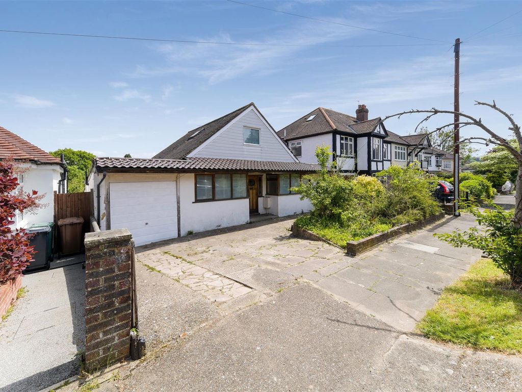 4 bed detached bungalow for sale in Upper Pines, Banstead SM7 Zoopla