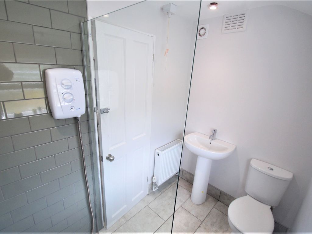 3 bed end terrace house to rent in Richmond Street, Coventry CV2, £