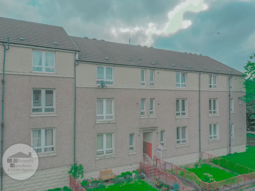 1 bed flat for sale in Rona Street, Germiston, Glasgow G21, £55,000