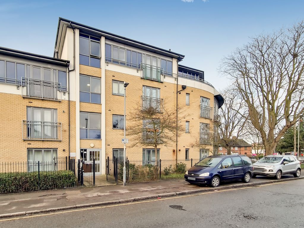 New home, 1 bed flat for sale in Gale Street, Dagenham RM9 Zoopla