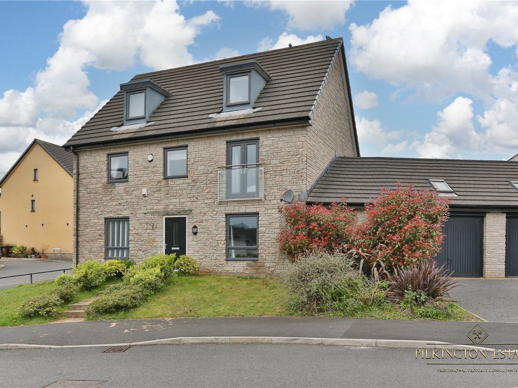 5 bed detached house for sale in Causeway View, Plymouth, Devon PL9, £