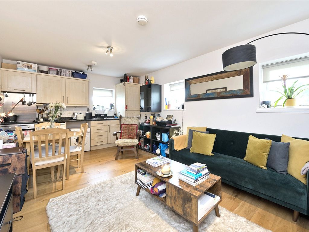 Old Station Way, Voltaire Road, London SW4  