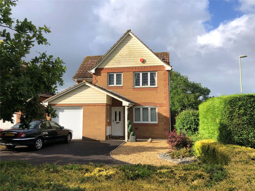4 bed detached house for sale in Antler Drive, New Milton, Hampshire